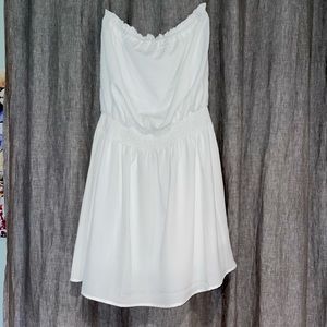 White Strapless Smocked Waist Mini Dress size M